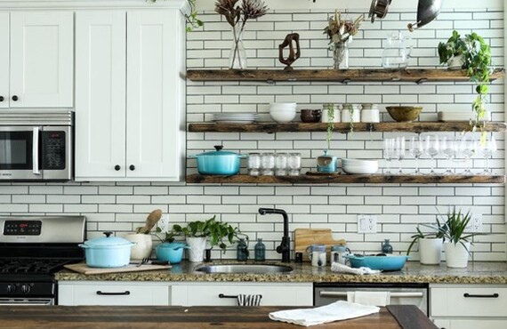 伊丹市(兵庫県)でキッチンリフォームはリフォベルにお任せ！費用相場や施工事例をご紹介